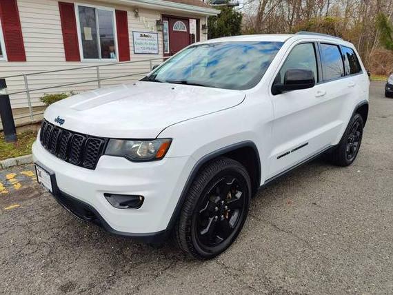 JEEP GRAND CHEROKEE 2018 1C4RJFAG5JC382058 image